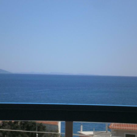 Seaview Self Catering Apartment - Helen No 1 Xiropigado Buitenkant foto