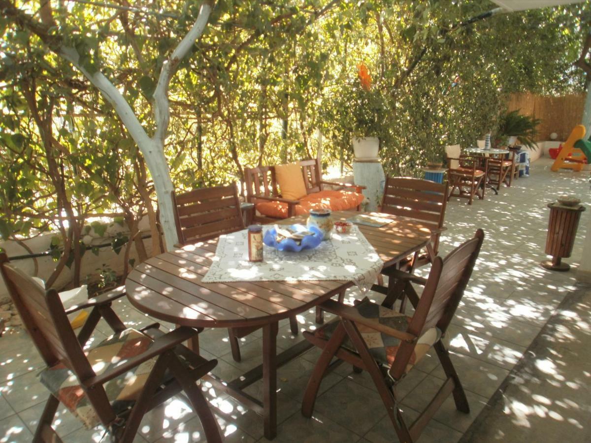 Seaview Self Catering Apartment - Helen No 1 Xiropigado Buitenkant foto