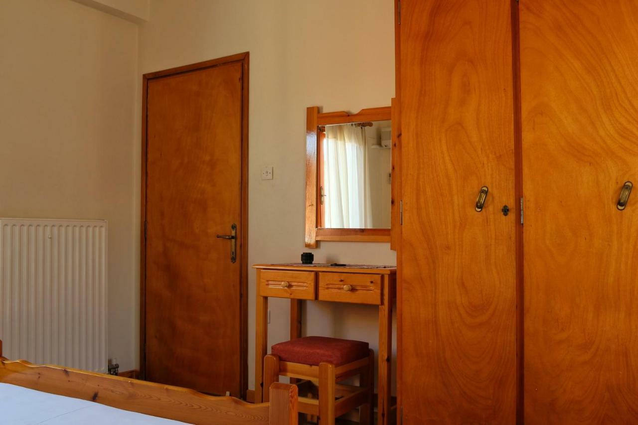 Seaview Self Catering Apartment - Helen No 1 Xiropigado Buitenkant foto